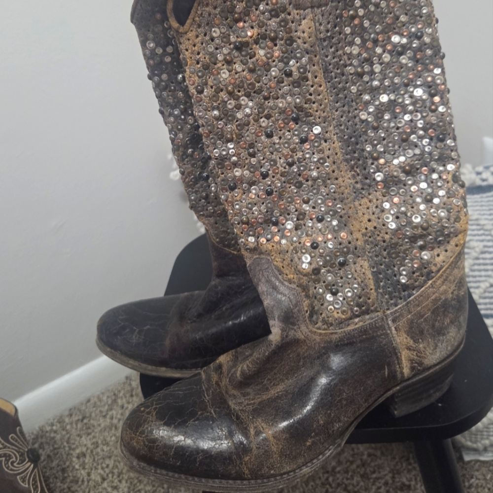 FRYE Deborah Studded boots